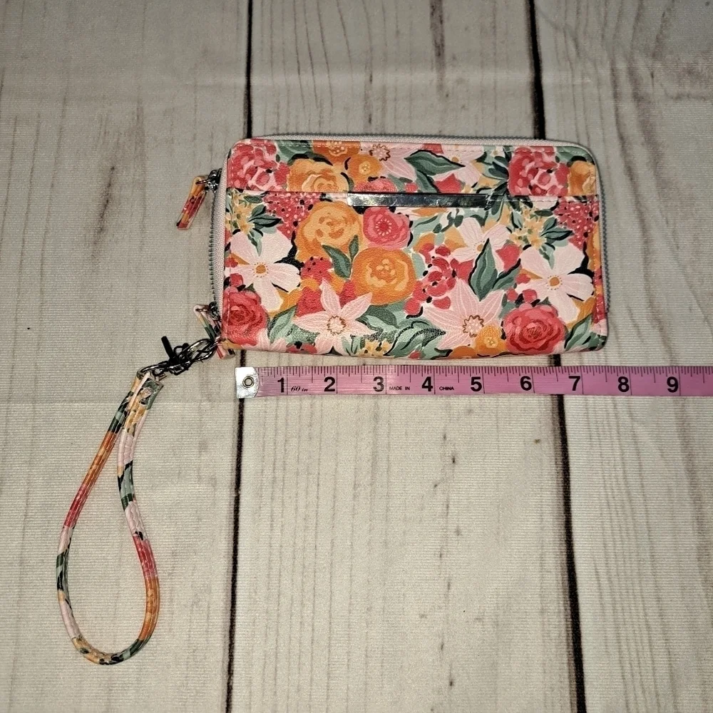 Mundi Sierra Clutch Wallet Floral With Wristlet Strap 2 FOR 20 SALE
